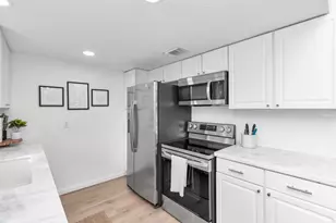 2718 Lazy Spring Dr, Houston, TX 77080 - Photo 12