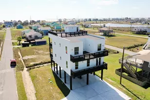 4026 5th St, Galveston, TX 77554 - Photo 8