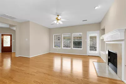 10 W Foxbriar Forest Circle, The Woodlands, TX 77382 - Photo 10