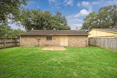 15627 Summer Briar Court, Missouri City, TX 77489 - Photo 10