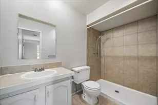 15627 Summer Briar Ct, Missouri City, TX 77489 - Photo 6
