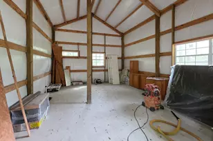 437 E Lumbermans Rd, Onalaska, TX 77360 - Photo 8