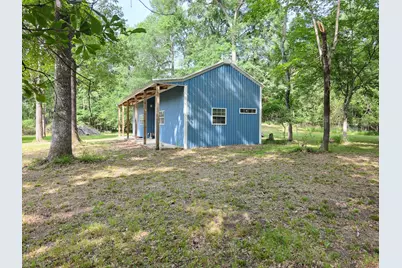 437 E Lumbermans Road, Onalaska, TX 77360 - Photo 14