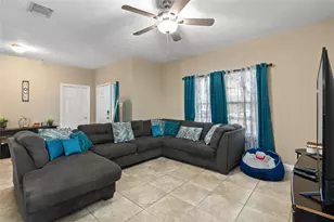 1315 Mission Dr, La Porte, TX 77571 - Photo 6