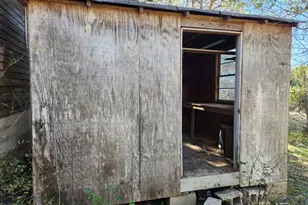 296 Live Oak Loop, Whitney, TX 76692 - Photo 10