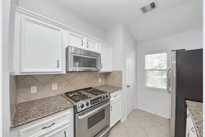 943 W Heights Hollow Lane, Houston, TX 77007 - Photo 16