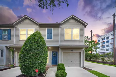 943 W Heights Hollow Lane, Houston, TX 77007 - Photo 1