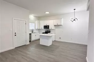 328 Clearwater St, Houston, TX 77029 - Photo 2