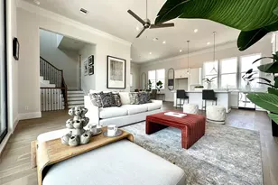 11057 Chatterton Dr, Houston, TX 77043 - Photo 2