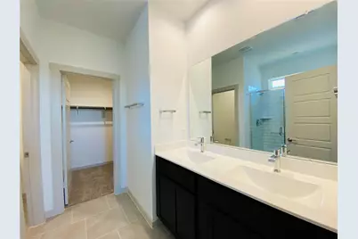 2811 Chancery Summit Court, Houston, TX 77047 - Photo 10