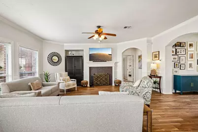 3914 Conroe Lake Court, Pearland, TX 77581 - Photo 4