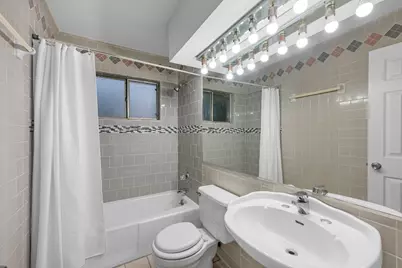 7230 Redding Road, Houston, TX 77036 - Photo 16