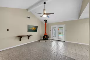 7230 Redding Rd, Houston, TX 77036 - Photo 10