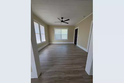 700 Burleson Street, Brenham, TX 77833 - Photo 10