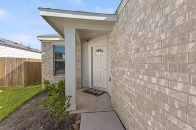 5307 Basquiat Drive, Houston, TX 77048 - Photo 2