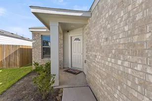 5307 Basquiat Dr, Houston, TX 77048 - Photo 2