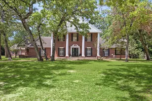 491 Oak Forest Rd, Bellville, TX 77418 - Photo 1