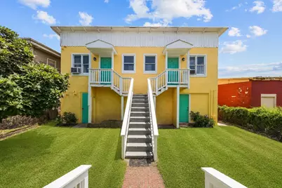 3619 Avenue S, Galveston, TX 77550 - Photo 1