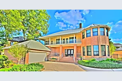 179 April Waters Drive N, Conroe, TX 77356 - Photo 2