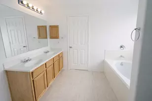 14123 Fox Creek Park Dr, Houston, TX 77083 - Photo 12