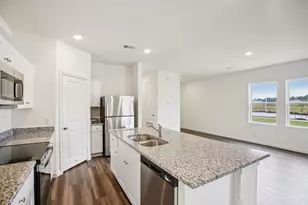 2210 Blue Mariner Path, Dickinson, TX 77539 - Photo 2
