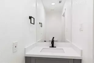 6001 Reims Rd, Houston, TX 77036 - Photo 6