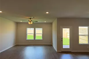 1719 San Jacinto, Brenham, TX 77833 - Photo 4