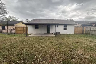 9843 Ribbonwood St, Houston, TX 77078 - Photo 14