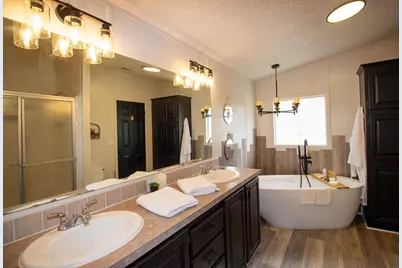 42857 Henson Rd, Hempstead, TX 77445 - Photo 16