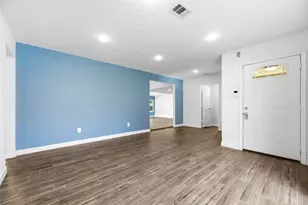 4513 W 43rd St, Houston, TX 77092 - Photo 4