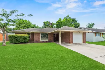 4513 W 43rd Street, Houston, TX 77092 - Photo 1