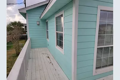 1010 22nd Street, San Leon, TX 77539 - Photo 4