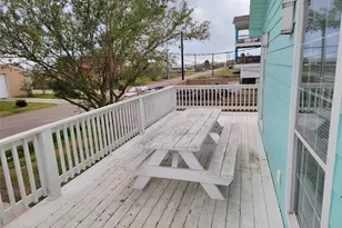 1010 22nd St, San Leon, TX 77539 - Photo 2