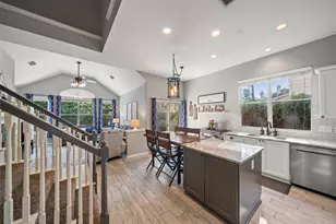 195 W Sundance Cir, The Woodlands, TX 77382 - Photo 8