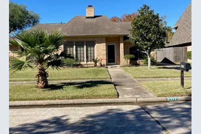 9911 Sagegreen Drive, Houston, TX 77089 - Photo 2