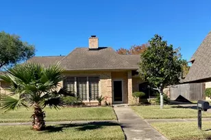9911 Sagegreen Dr, Houston, TX 77089 - Photo 2