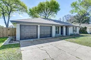 12415 Foxburo Dr, Houston, TX 77065 - Photo 2