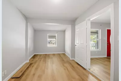 10430 Wiggins Street, Houston, TX 77029 - Photo 14