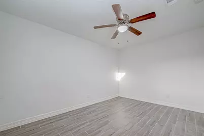 909 Oak Vista Court, Friendswood, TX 77546 - Photo 28