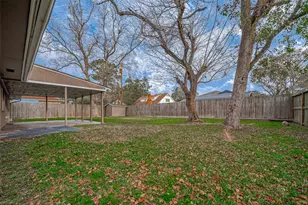 909 Oak Vista Ct, Friendswood, TX 77546 - Photo 40