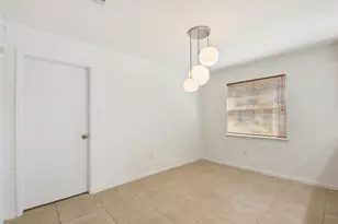 1402 Heathwood Dr, Houston, TX 77077 - Photo 18