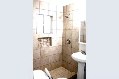 421 E Park Street, Alvin, TX 77511 - Photo 12