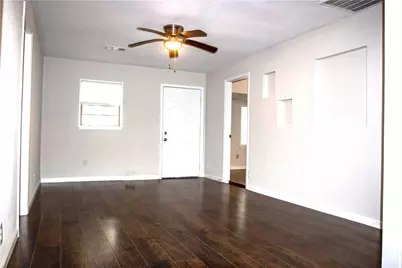 421 E Park Street, Alvin, TX 77511 - Photo 6