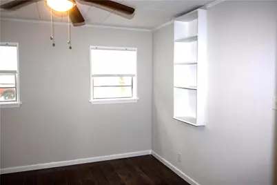 421 E Park Street, Alvin, TX 77511 - Photo 10