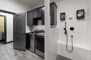 10477 Acacia Ln, Hearne, TX 77859 - Photo 10