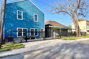 301 Tabor St, Houston, TX 77009 - Photo 2