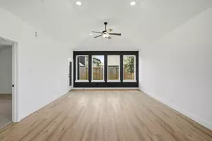 5322 Getty Ln, Iowa Colony, TX 77583 - Photo 8