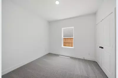 5322 Getty Lane, Iowa Colony, TX 77583 - Photo 8