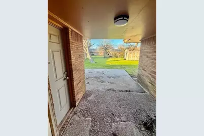 2634 Dragonwick Drive, Houston, TX 77045 - Photo 2