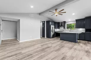 439 N Sherwood Forest Dr, Woodville, TX 75979 - Photo 12
